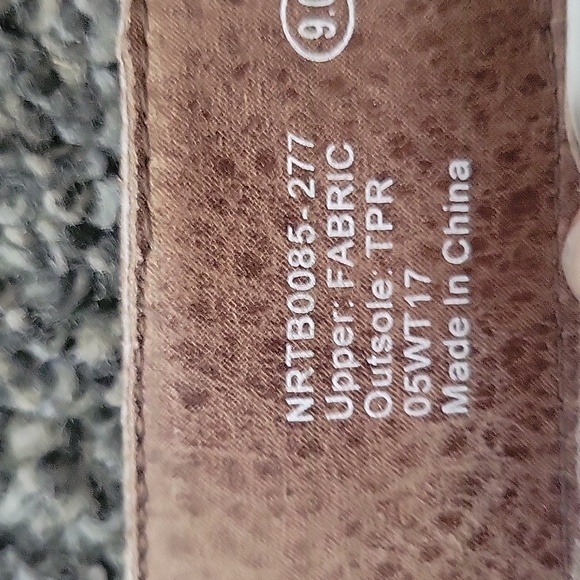 Knot Rated 9 - Spiffy -Taupe - Picture 5 of 8